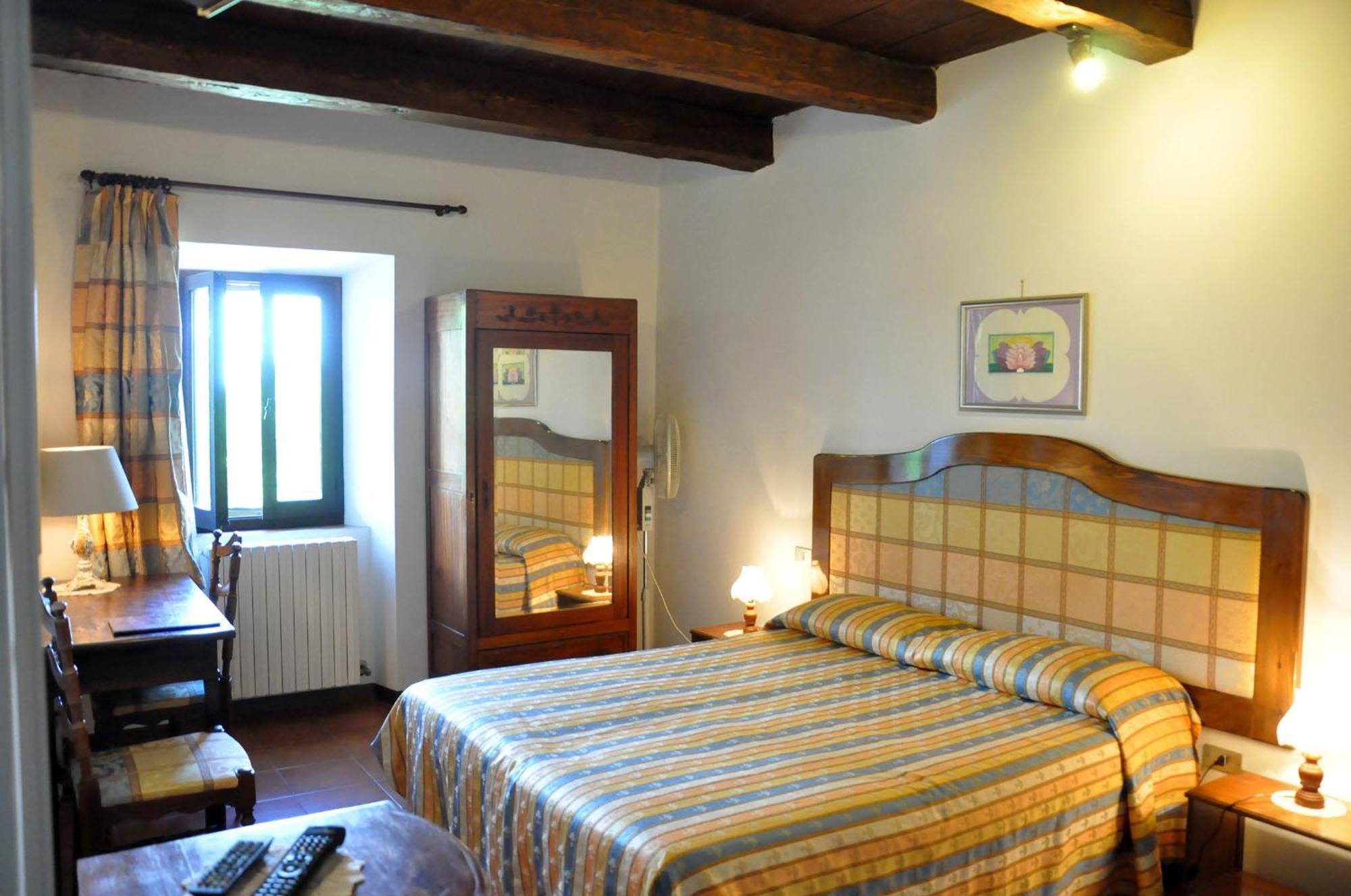 Agriturismo La Campana Villa Montefiore dell'Aso Phòng bức ảnh